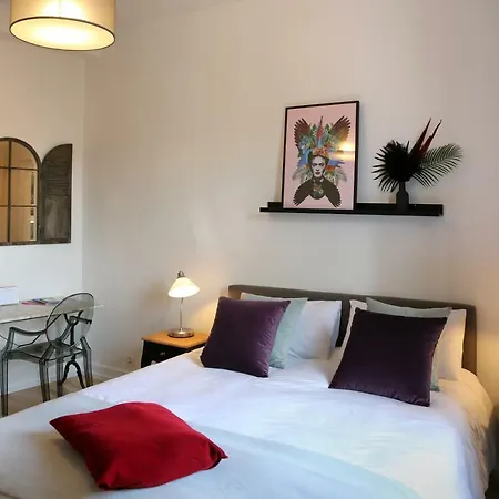 Troisieme Droite 3* Καόρ