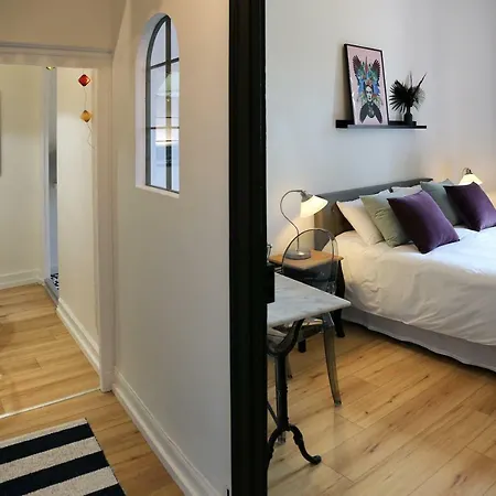 Πανσιόν Troisieme Droite 3*